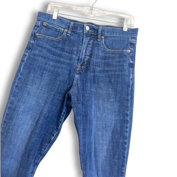GAP Denim High Waisted Medium Wash True Skinny Jeans Size 31 Waist - Picture 2 of 6